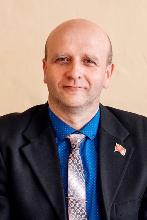 Кривошеев Геннадий Евгеньевич